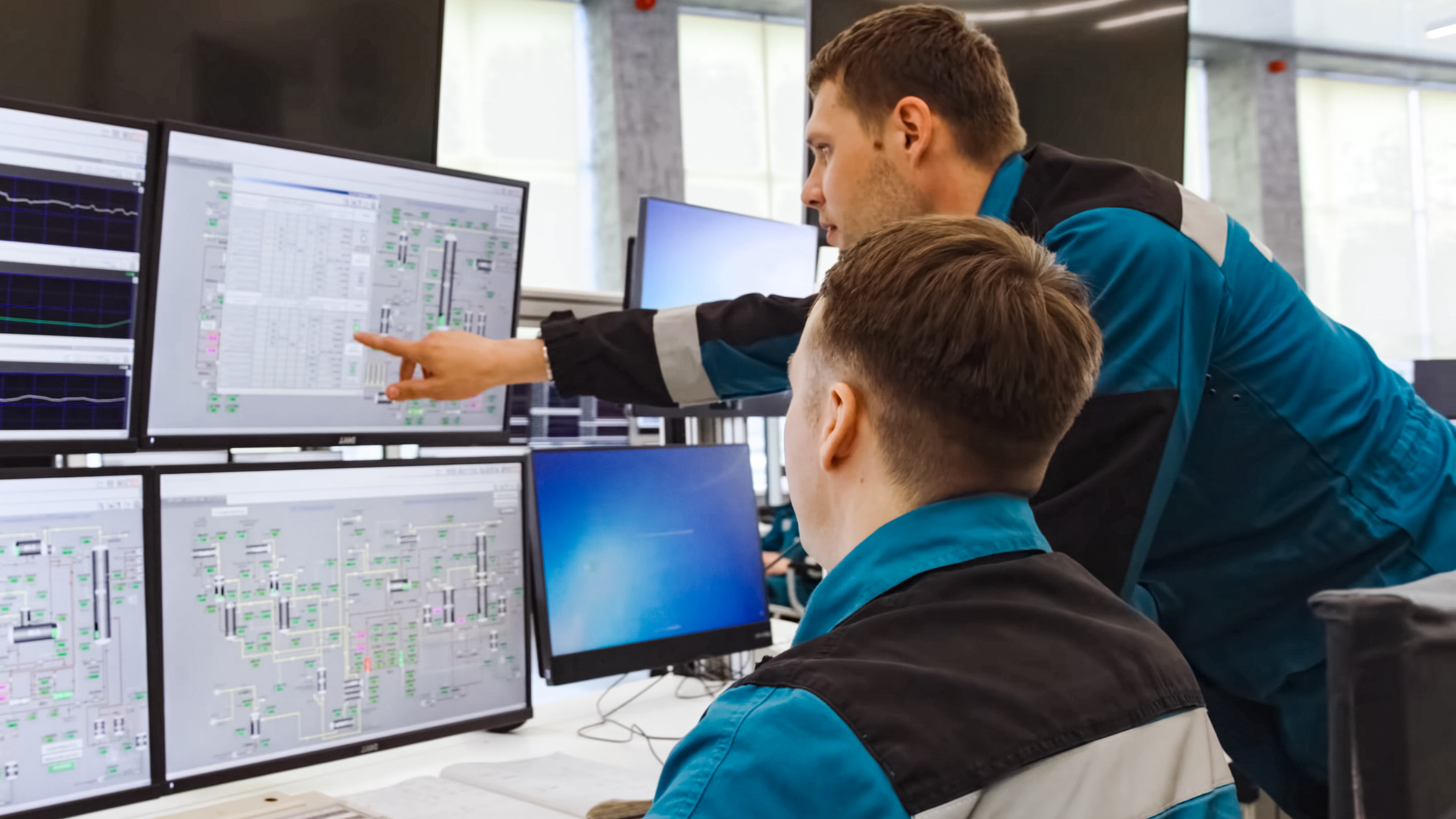 UnisoftUK | Real-Time Monitoring & Management Services