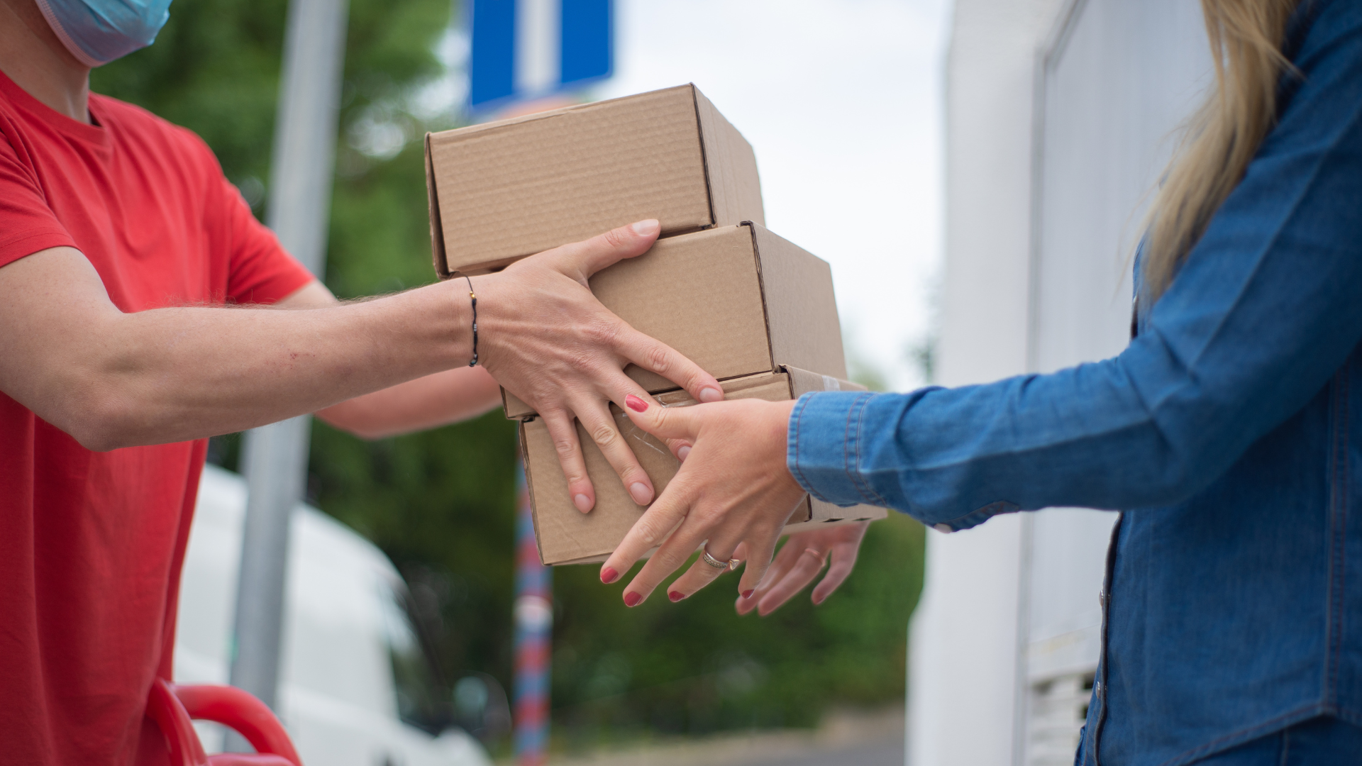 UnisoftUK | Courier Order